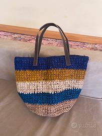 Borsa in rafia fatta a mano