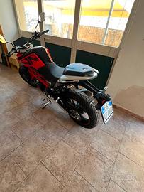  moto SWM  125
