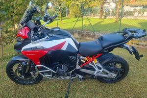 Ducati V4S travel radar livrea sport cerchi raggi