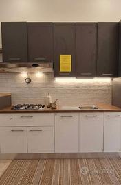 CUCINA COMPONIBILE MODERNA BIANCO – GRIGIO ANTRACI