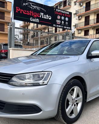 Volkswagen Jetta 1.6 TDI BlueMotion Technology 201