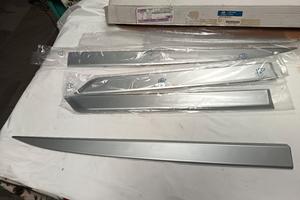 profili, modanature fiancata per i 35 originali 