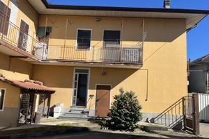 Immobile in asta di 182 m² con 4 locali e box auto