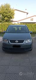 Volkswagen Touran 16 fsi