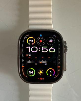 Apple Watch Ultra 1ª serie 49mm in titanio
