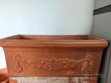 grandissimi vasi rettangolari in terracotta