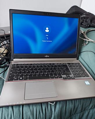 Computer portatile Fujitsu E756 batteria esaurita