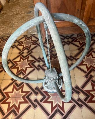 Antenna radio goniometrica navale antica MARCONI