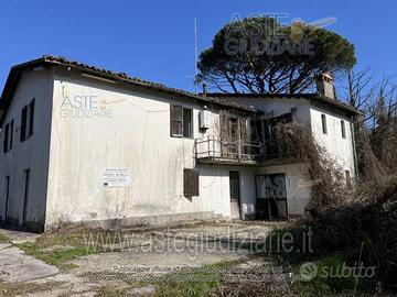 Ufficio Castelnuovo di Garfagnana [A4345311]