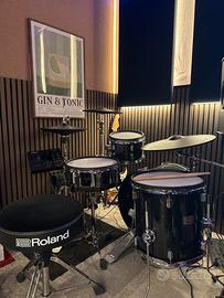 Roland VAD-504 hardware incluso!!