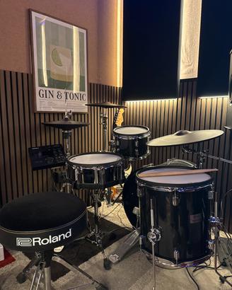 Roland VAD-504 hardware incluso!!