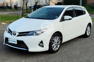 TOYOTA Auris 1.6 Active