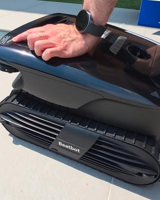 Beatbot Aquasense X robot lavapiscine con base