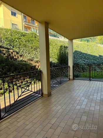 Appartamento con loggia nel verde a Valgatara