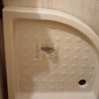 Piatto doccia angolare