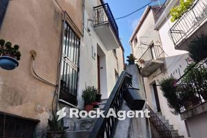 Casa indipendente di 90 m² con 2 locali a Gioiosa 