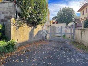 BOX A GENZANO DI ROMA