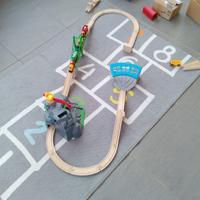 Trenino BRIO con vagone motorizzato e pezzi vari