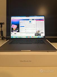 MacBook Air 15” M2 + Magic Mouse