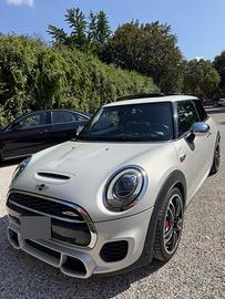 MINI COOPER JOHN COOPER WORKS 2.0 CHALLENGE EDIT.