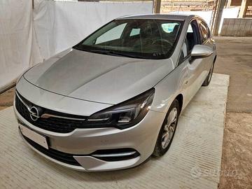 Opel Astra 1.5 CDTI 105 CV - motore da sostituire