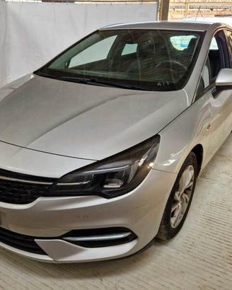 Opel Astra 1.5 CDTI 105 CV - motore da sostituire