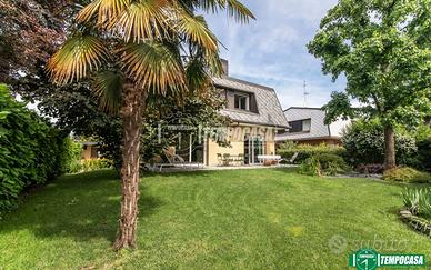 Esclusiva Villa Singola TIPO C con Taverna, in Res