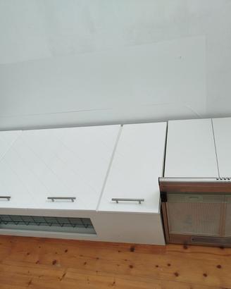 Serie completa di pensili per cucina