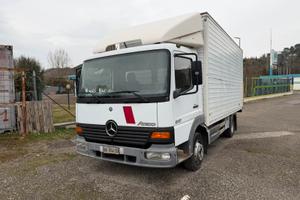 Mercedes Atego con sponda