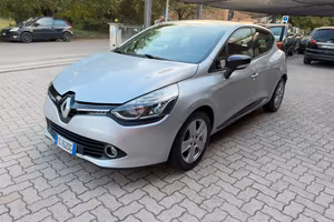 Renault Clio 5 Porte Clio 5p 1.2 Zen (live) 75cv E