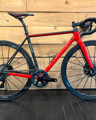 BICICLETTA DA CORSA LIGHTWEIGHT URGESTALT DISC