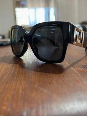 Versace Occhiali da sole oversize Greca