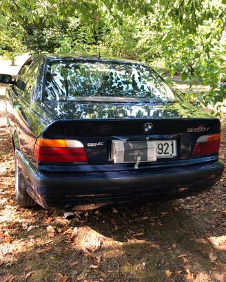 BMW 2000 benzina