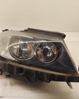 Proiettore destro BMW 320D del 2007