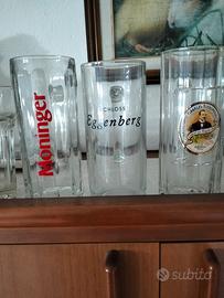 boccali e bicchieri birra