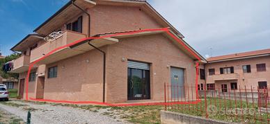 Fondo commerciale/ Magazzino