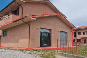 Fondo commerciale/ Magazzino