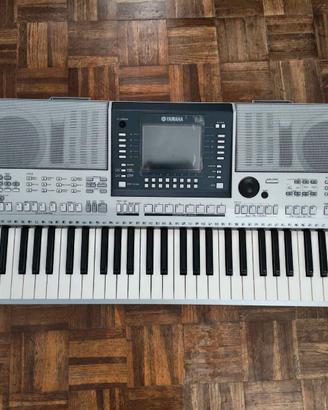 Tastiera Yamaha PSR-S710 arranger workstation