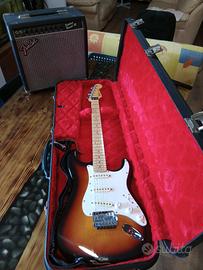 chitarra elet.  Fender Stratocaster 87+amplificat.