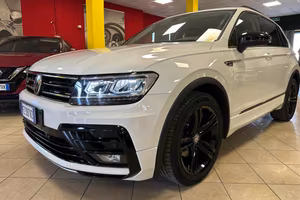 VOLKSWAGEN Tiguan 2.0 TDI R-LINE *DSG/VIRTUAL/X