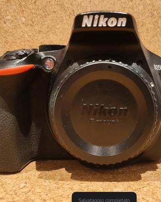 Nikon D3500 + 18-55 mm + 3 batterie 
