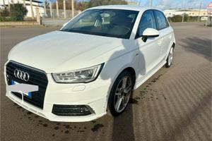 Audi a1 S-line 1000 90cv