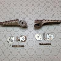 PEDANE PASSEGGERO DUCATI HYPERMOTARD 796 2010 2011