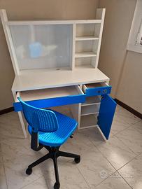 Scrivania  Ikea  Micke + sedia Alrik