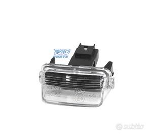 LUCE TARGA A LED PEUGEOT 406 95-04 SENZA LAMPADINA