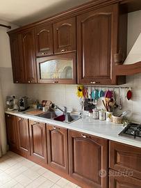 Cucina in legno massello