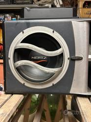 SubWoofer ebx 250R 700 watt + amplificatore sony.  			