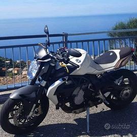 MV AUGUSTA Brutale 675