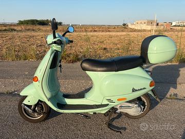 Vespa ET4 125