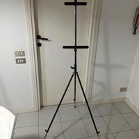 Cavalletto per pittore ed esposizione quadri